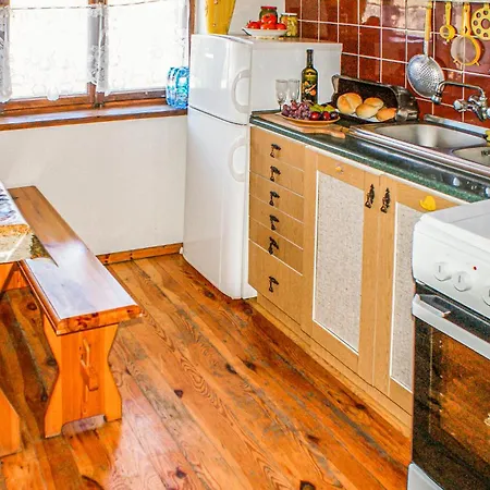 Holiday home 4 Bedroom Amazing In Biskupiec Biesowko